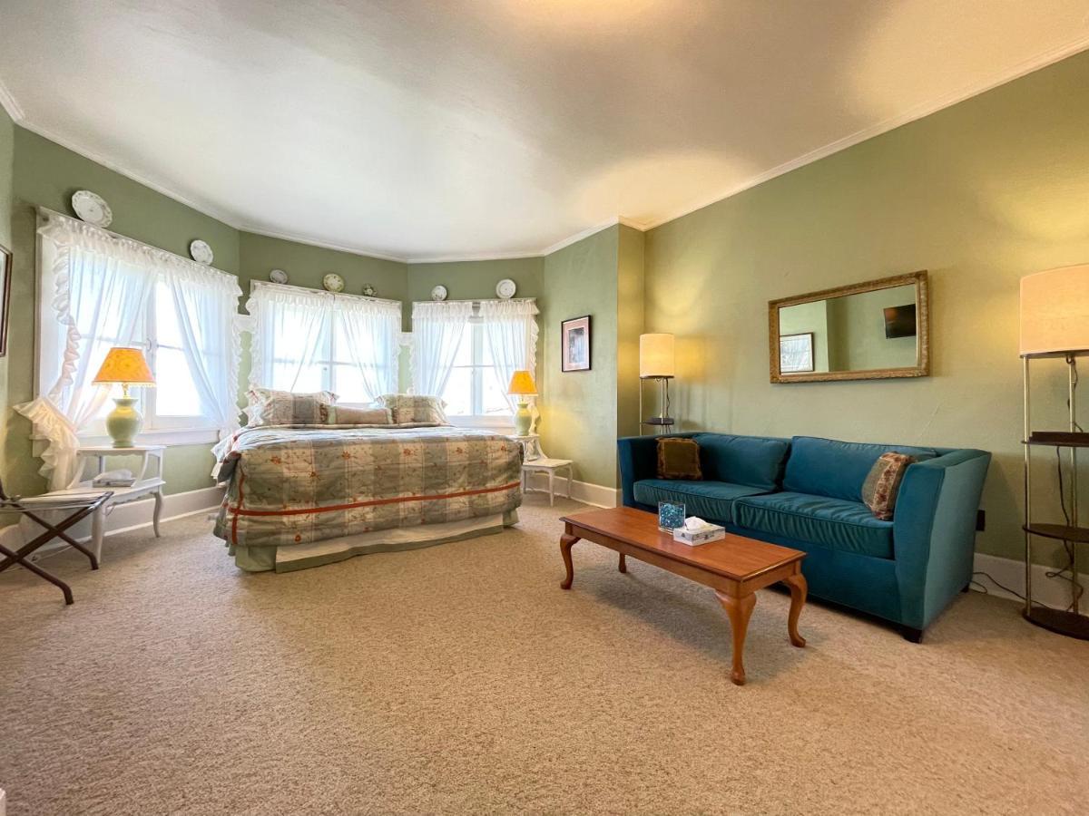 White Rose Inns & Motel Wisconsin Dells Εξωτερικό φωτογραφία