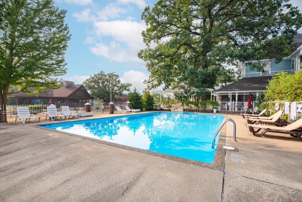 White Rose Inns & Motel Wisconsin Dells Εξωτερικό φωτογραφία