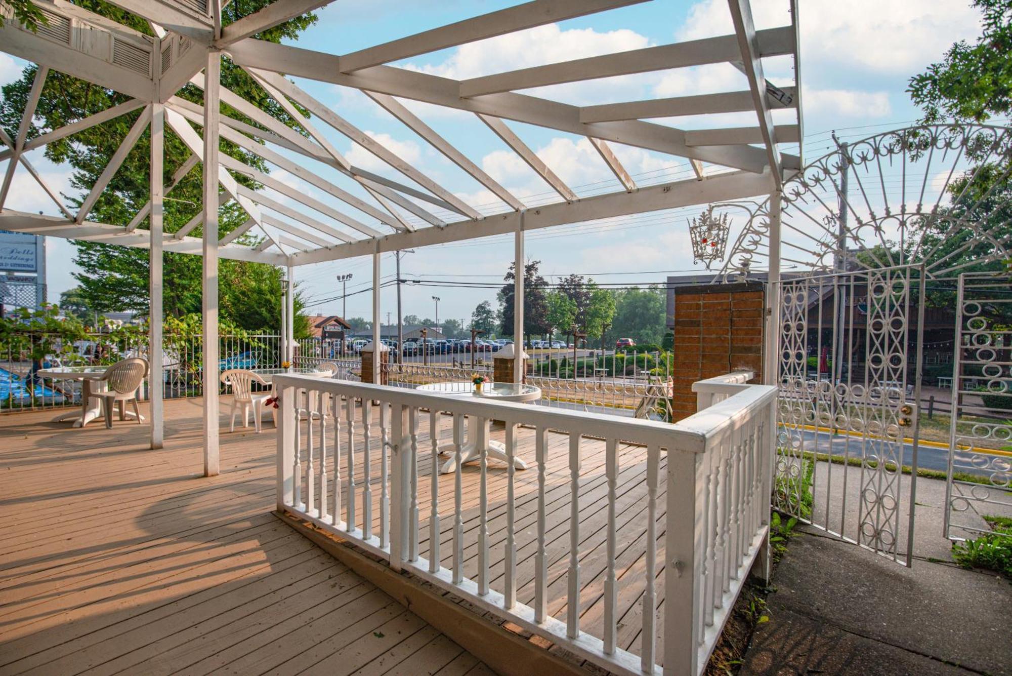 White Rose Inns & Motel Wisconsin Dells Εξωτερικό φωτογραφία