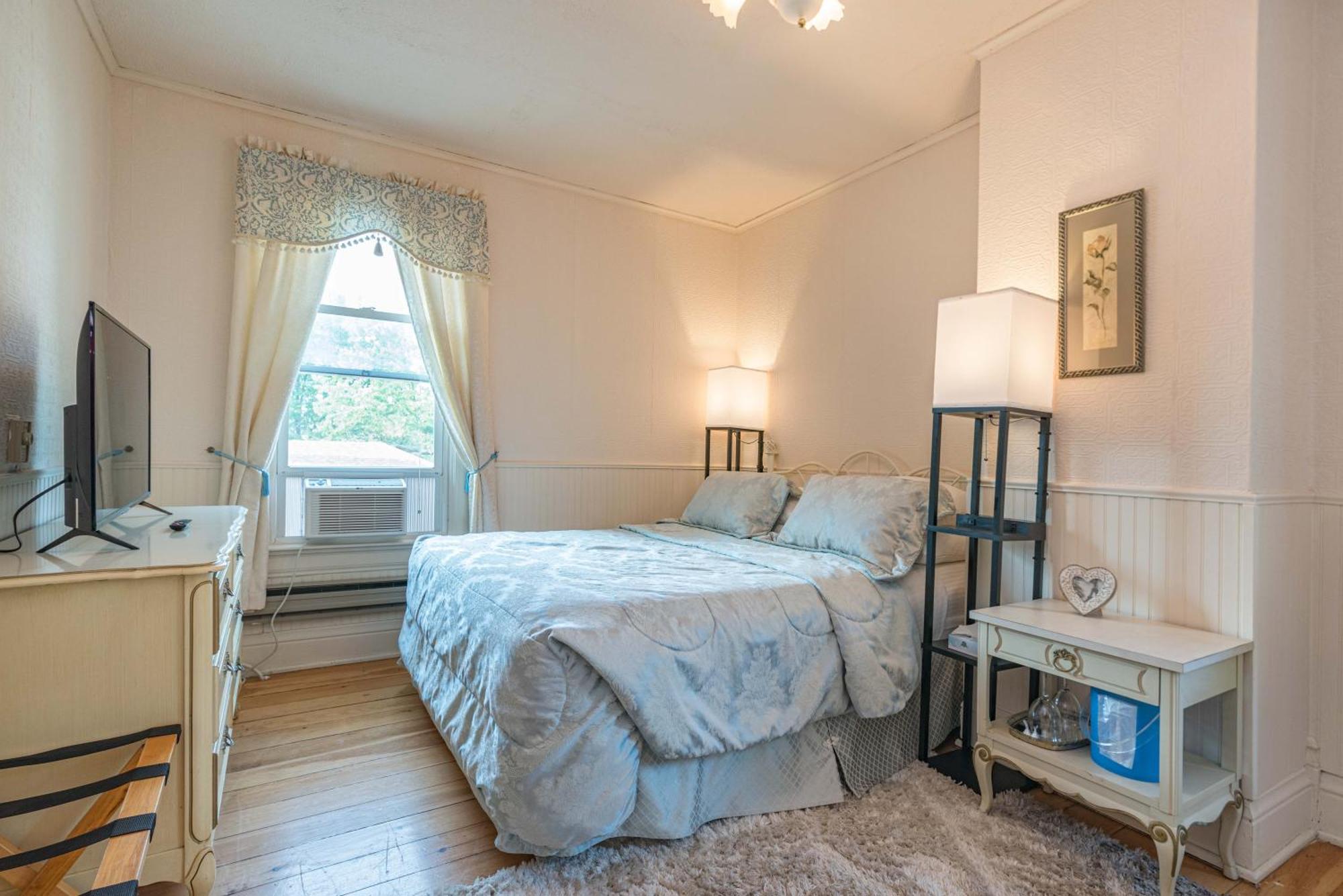 White Rose Inns & Motel Wisconsin Dells Δωμάτιο φωτογραφία